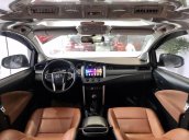 Bán xe Toyota Innova 2.0E MT năm sản xuất 2019 số sàn, giao ngay