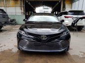 Thanh lý gấp 1 xe Toyota Camry 2.0G đời 2020 mới 100%, màu đen nội thất kem