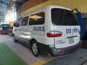 Bán Hyundai Starex sản xuất năm 2005, màu trắng, nhập khẩu 