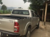 Cần bán lại xe Toyota Hilux sản xuất năm 2014, xe nhập