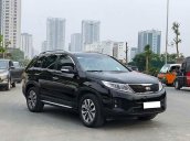 Cần bán gấp Kia Sorento sản xuất 2017, màu đen