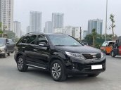 Cần bán gấp Kia Sorento sản xuất 2017, màu đen còn mới, 725 triệu