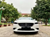 Cần bán Mazda 6 2.0 Premium năm sản xuất 2018, màu trắng 