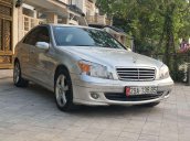 Bán ô tô Mercedes E class đời 2010, màu bạc, nhập khẩu