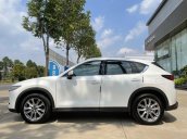 Bán gấp Mazda CX5 đời mới 2020 xe chỉ mới lăn bánh hơn 10000 km, có hỗ trợ vay ngân hàng lãi suất cực ưu đãi