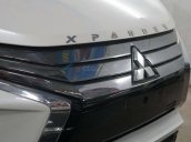 Cần bán gấp Mitsubishi Xpander đời 2018, màu trắng, giá 585tr