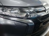 Bán Mitsubishi Outlander sản xuất 2017, màu bạc