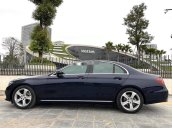 Cần bán gấp Mercedes E250 sản xuất năm 2017 còn mới