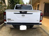 Cần bán Nissan Navara sản xuất năm 2015, màu trắng, xe nhập còn mới