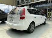 Bán ô tô Hyundai i30 sản xuất năm 2011, nhập khẩu nguyên chiếc còn mới