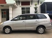 Xe Toyota Innova năm 2011 còn mới, giá 320tr