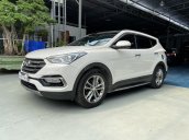 Bán xe Hyundai Santa Fe sản xuất 2018, xe màu trắng, đi 55.000km, có trả góp