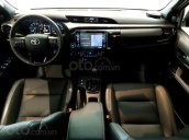 Bán Toyota Hilux 2.8G 4x4 AT Adventure năm 2021, 913 triệu, giá tốt