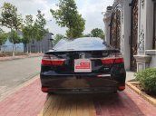 Cần bán gấp Toyota Camry năm sản xuất 2019 còn mới, giá chỉ 925 triệu