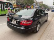 Cần bán gấp Mercedes E class năm sản xuất 2010 còn mới, giá tốt