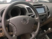 Cần bán lại xe Toyota Hilux năm 2010, nhập khẩu, giá chỉ 352 triệu