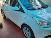 Cần bán xe Hyundai Grand i10 sản xuất 2020, màu trắng còn mới