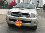 Cần bán lại xe Toyota Hilux năm 2010, nhập khẩu, giá chỉ 352 triệu