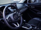 Cần bán Mazda 2 sản xuất 2019, màu trắng, nhập khẩu 