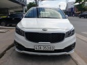 Cần bán Kia Sedona 2.2 DATH năm 2018, bản dầu full option, gia đình chạy đúng 32000km, có trả góp