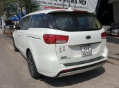 Cần bán Kia Sedona 2.2 DATH năm 2018, bản dầu full option, gia đình chạy đúng 32000km, có trả góp