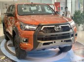 Toyota Hilux 2021 628tr, khuyến mãi full quà góp 85%