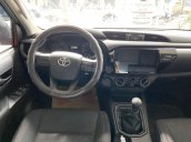 Toyota Hilux 2021 628tr, khuyến mãi full quà góp 85%