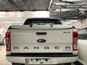 Cần bán gấp Ford Ranger 2.2 XLS sản xuất năm 2017, màu trắng, nhập khẩu nguyên chiếc giá cạnh tranh