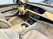 Cần bán xe Mercedes S class sản xuất năm 2019, màu đen còn mới