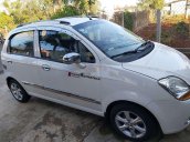 Cần bán Chevrolet Spark năm sản xuất 2009, màu trắng