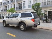 Cần bán gấp Mitsubishi Triton 2009, màu bạc, nhập khẩu 