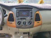 Cần bán gấp Toyota Innova sản xuất năm 2009 còn mới