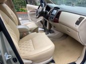 Cần bán xe Toyota Innova năm sản xuất 2006, màu bạc, giá chỉ 255 triệu