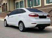 Cần bán Ford Fiesta năm 2015, màu trắng chính chủ