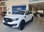 Ford Everest 4WD khuyến mãi TM, tặng BHVC, đủ màu giao ngay