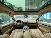 Porsche Cayenne sản xuất 2015 đklđ 2016 trắng nội thất kem