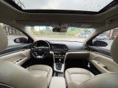 Cần bán Hyundai Elantra 1.6 AT năm sản xuất 2020, màu đỏ 