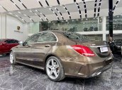 Cần bán lại xe Mercedes C300 năm 2015 còn mới