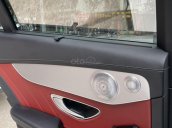 C300 AMG trắng nội thất đỏ sản xuất 2016, model 2017 biển tỉnh