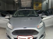 Cần bán gấp Ford Fiesta sản xuất 2016 còn mới