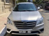 Cần bán lại xe Toyota Innova 2.0 E năm sản xuất 2014, màu bạc, giá 405tr