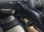 Cần bán lại xe Hyundai Grand i10 sản xuất 2015, màu bạc, nhập khẩu nguyên chiếc còn mới giá cạnh tranh