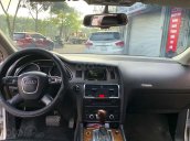 Cần bán xe Audi Q7 năm sản xuất 2007, màu bạc, nhập khẩu còn mới, 550 triệu