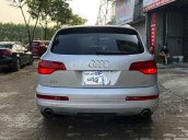 Cần bán xe Audi Q7 năm sản xuất 2007, màu bạc, nhập khẩu còn mới, 550 triệu