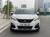 Bán nhanh chiếc Peugoet 5008 sx 2019, giá cạnh tranh