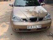 Cần bán lại xe Daewoo Lacetti sản xuất 2005, nhập khẩu nguyên chiếc, màu nâu vàng