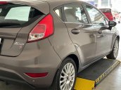 Cần bán lại xe Ford Fiesta năm 2016 còn mới giá cạnh tranh