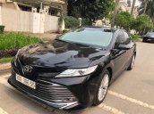 Cần bán gấp Toyota Camry 2019, màu đen, nhập khẩu còn mới