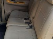 Cần bán lại xe Toyota Innova sản xuất 2009, màu bạc 