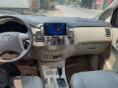 Bán ô tô Toyota Innova V đời 2011, màu bạc, nhập khẩu nguyên chiếc xe gia đình